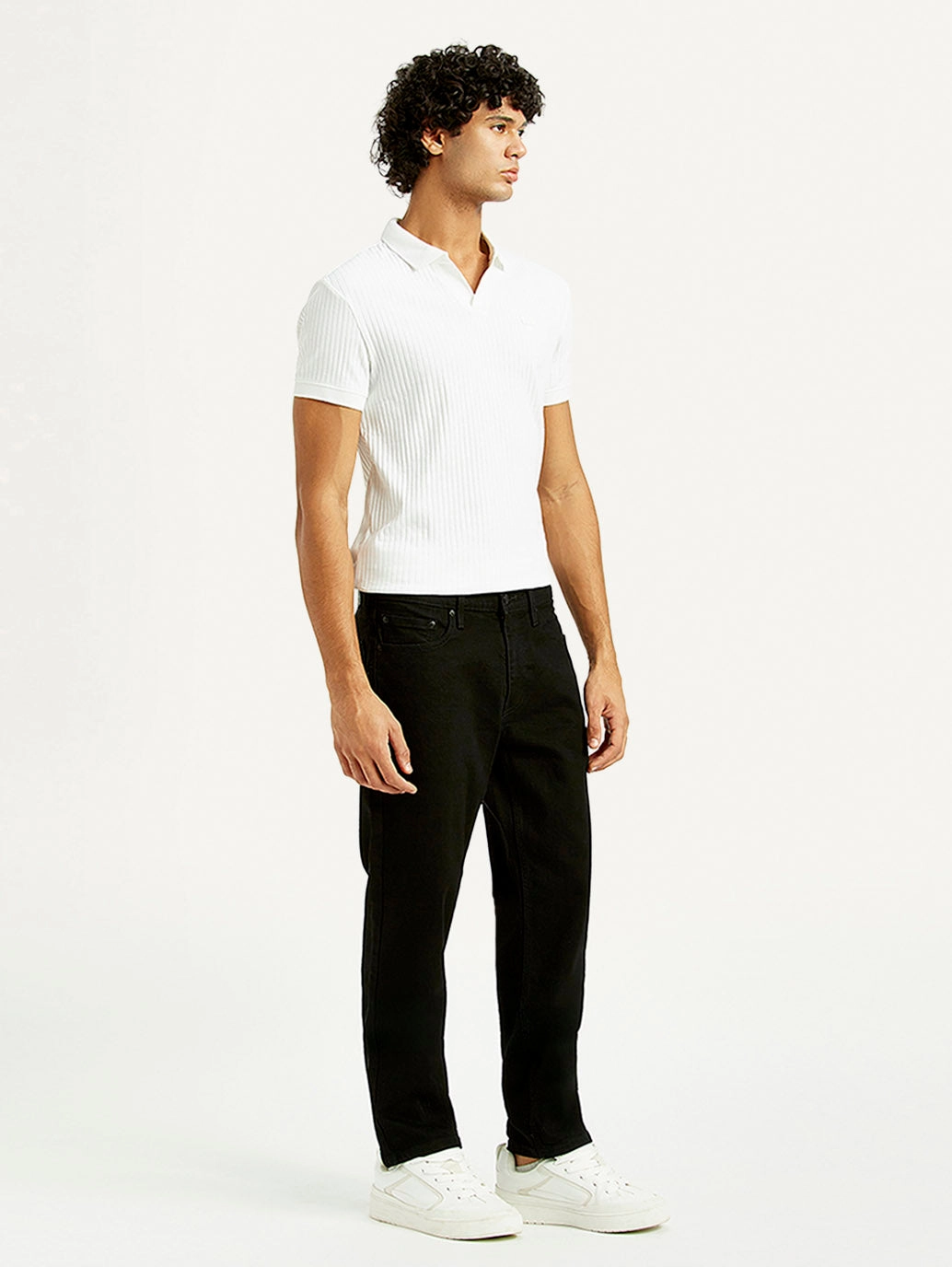 Men's 541 Black Athletic Tapered Fit Mid Rise Jeans Sleek Waistband Comfortable Choice