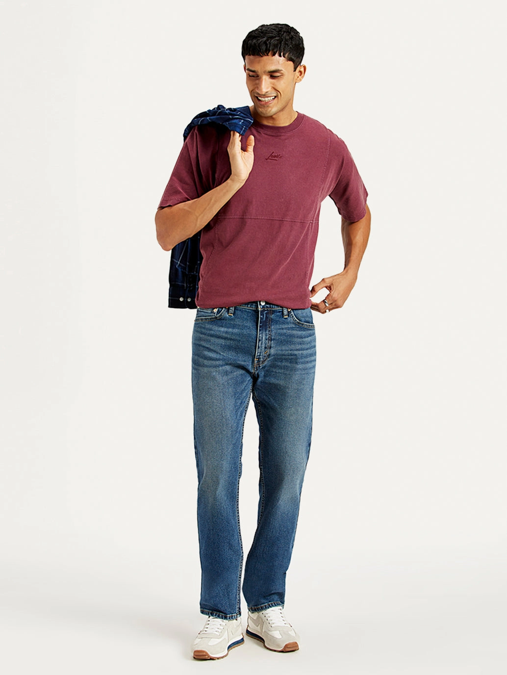 Everyday Comfort Men's 513 Blue Slim Straight Fit Mid Rise Jeans