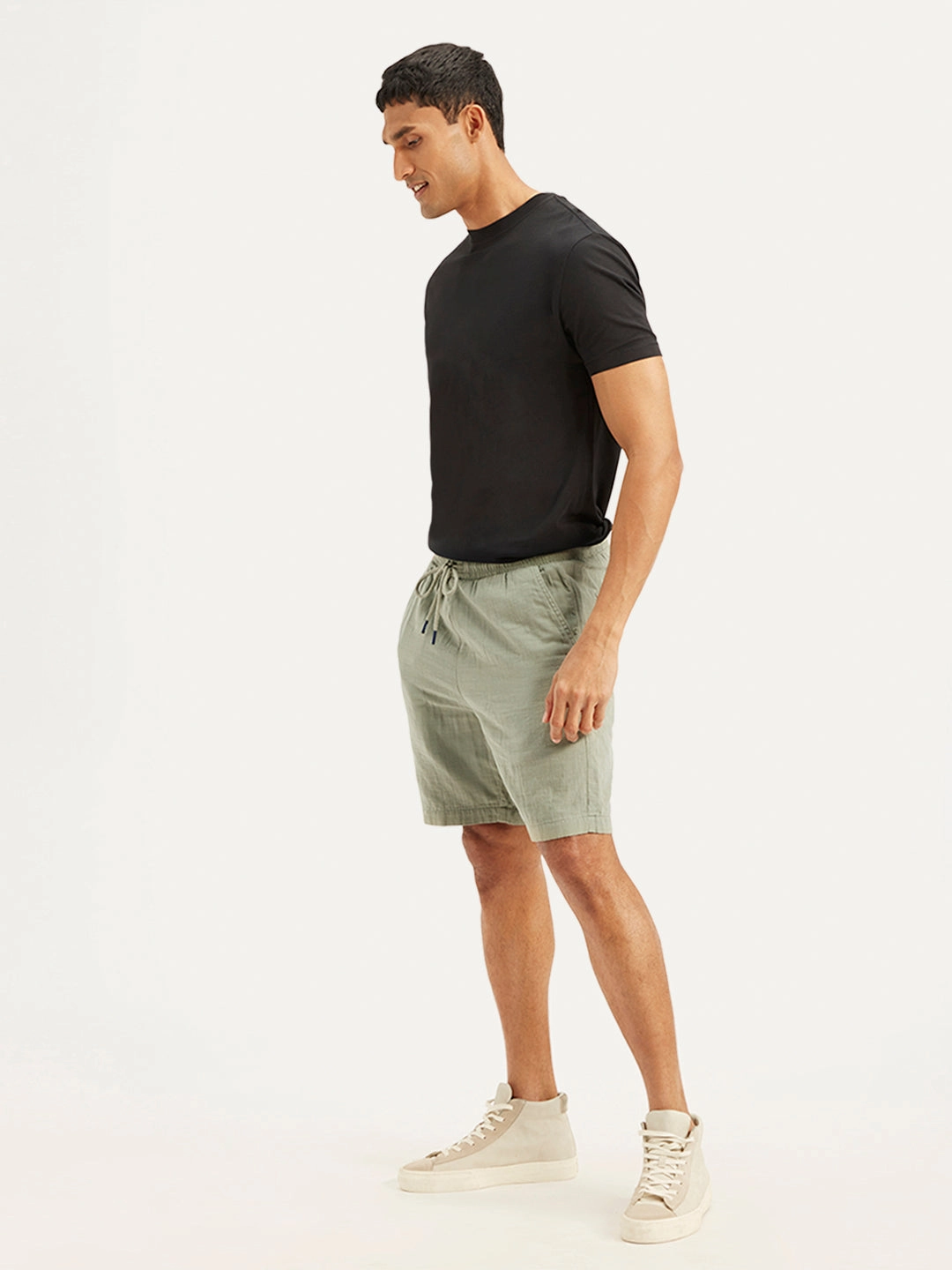 Men's Olive Relaxed Fit Shorts quick-dry feature Parka
