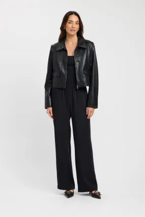 Phoenix Staple Jacket Flexible Shoulder Mild Day Outfit