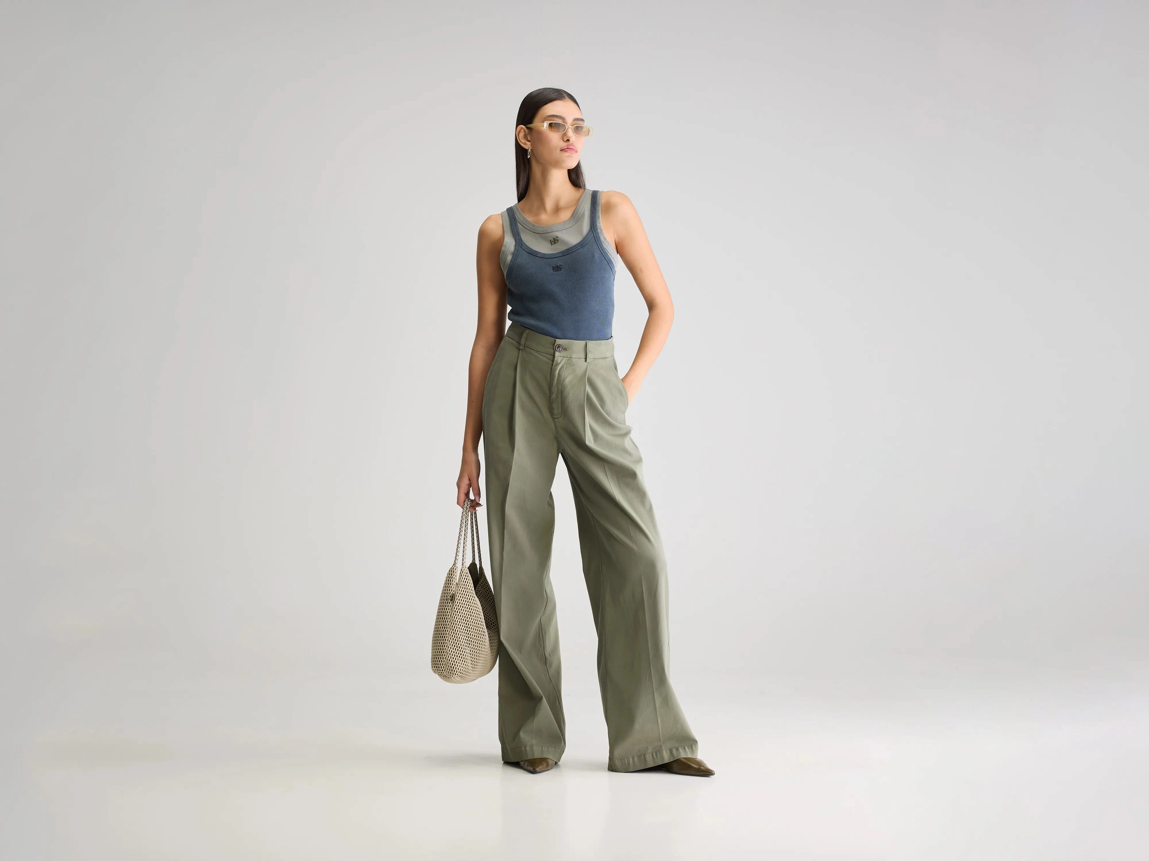 Viktor formal trousers (251 / W / DUSTY OLIVE) All-Purpose Wear