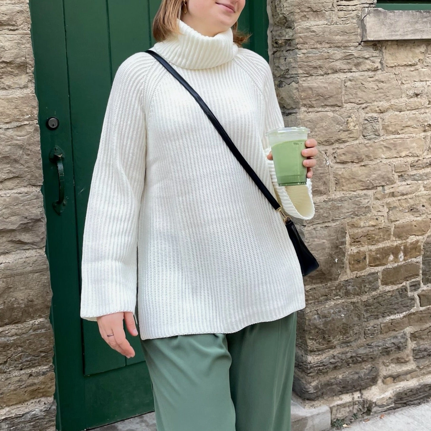 WINSLOW Sweater Simple Chic Essential Layer