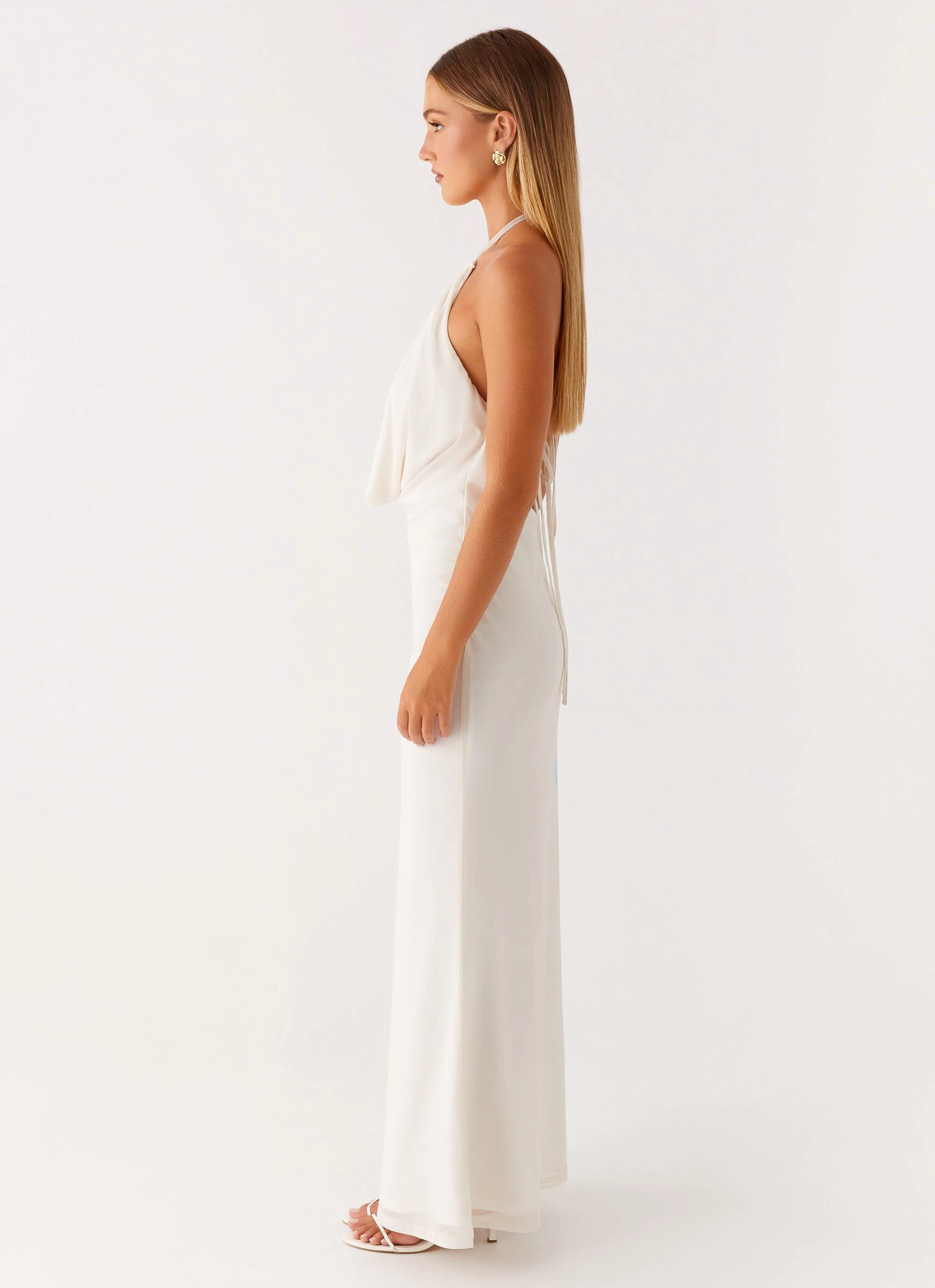 Elo Maxi Dress - Ivory Fresh Energy Effortless Touch