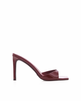 ESMERALDA - DARK CHERRY PATENT Mom Chic