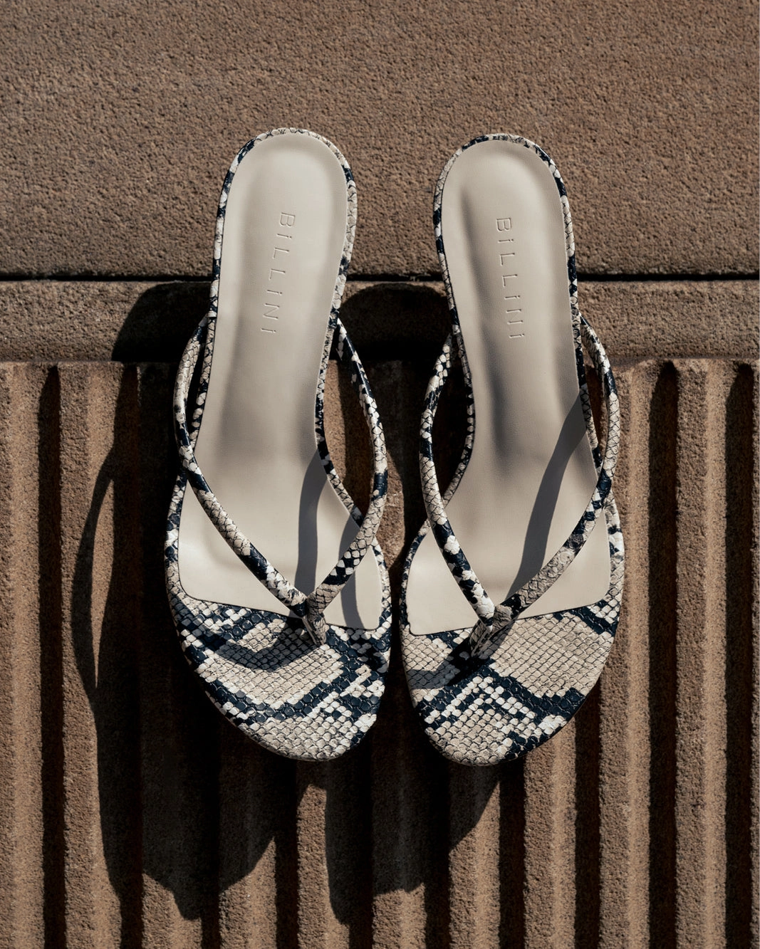 ESTI - ECRU SNAKE Peep Cut Candle Spark