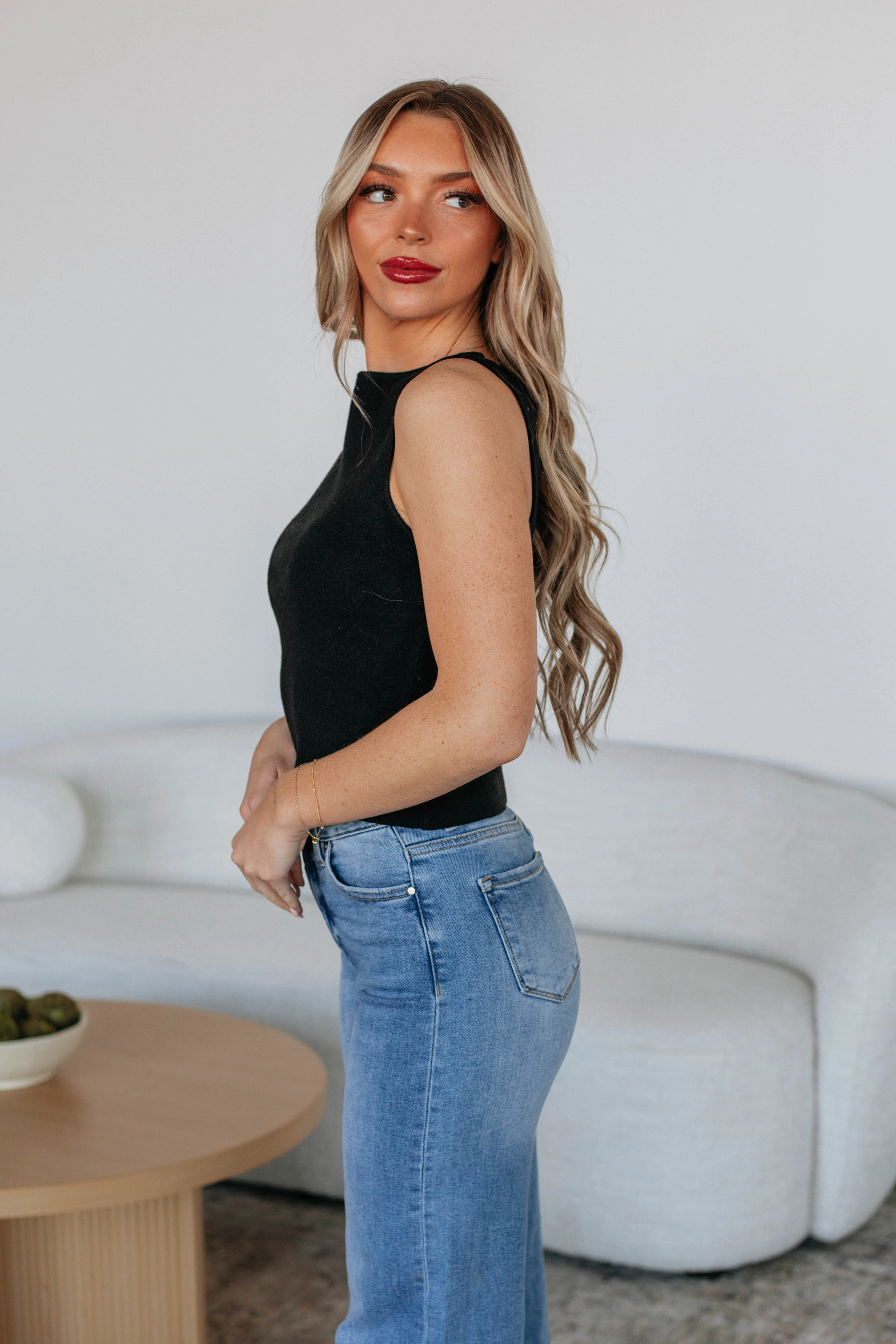 Anti Pilling Finish Zari Sweater Tank - Black