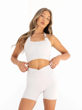 Ultimate Halter Neck Bra - Ivory hikers Tall size seams