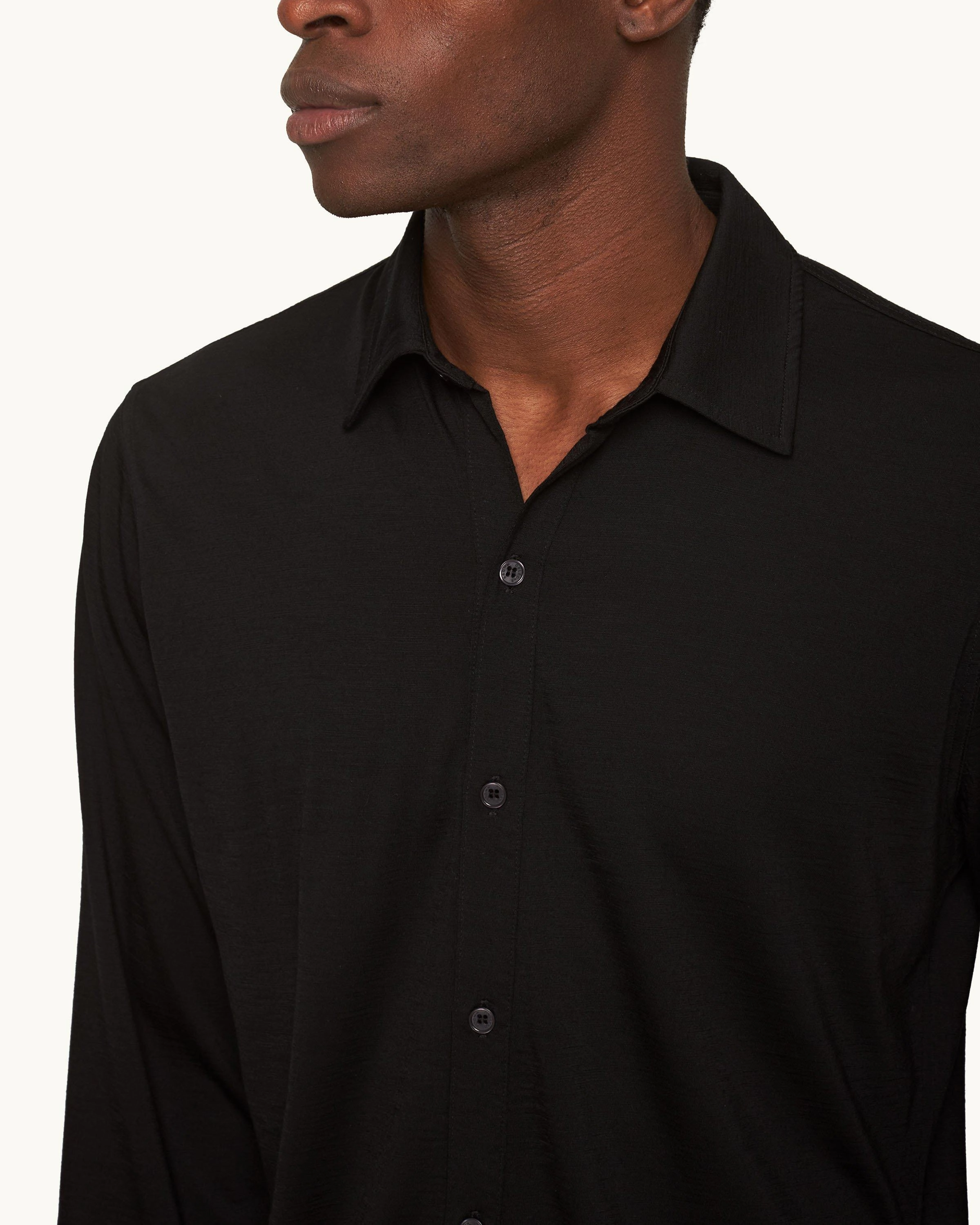 Giles Merino Classy Detail