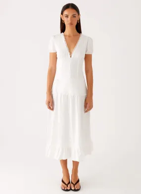 London Midi Dress - White Perfect for Travel Vintage-Inspired