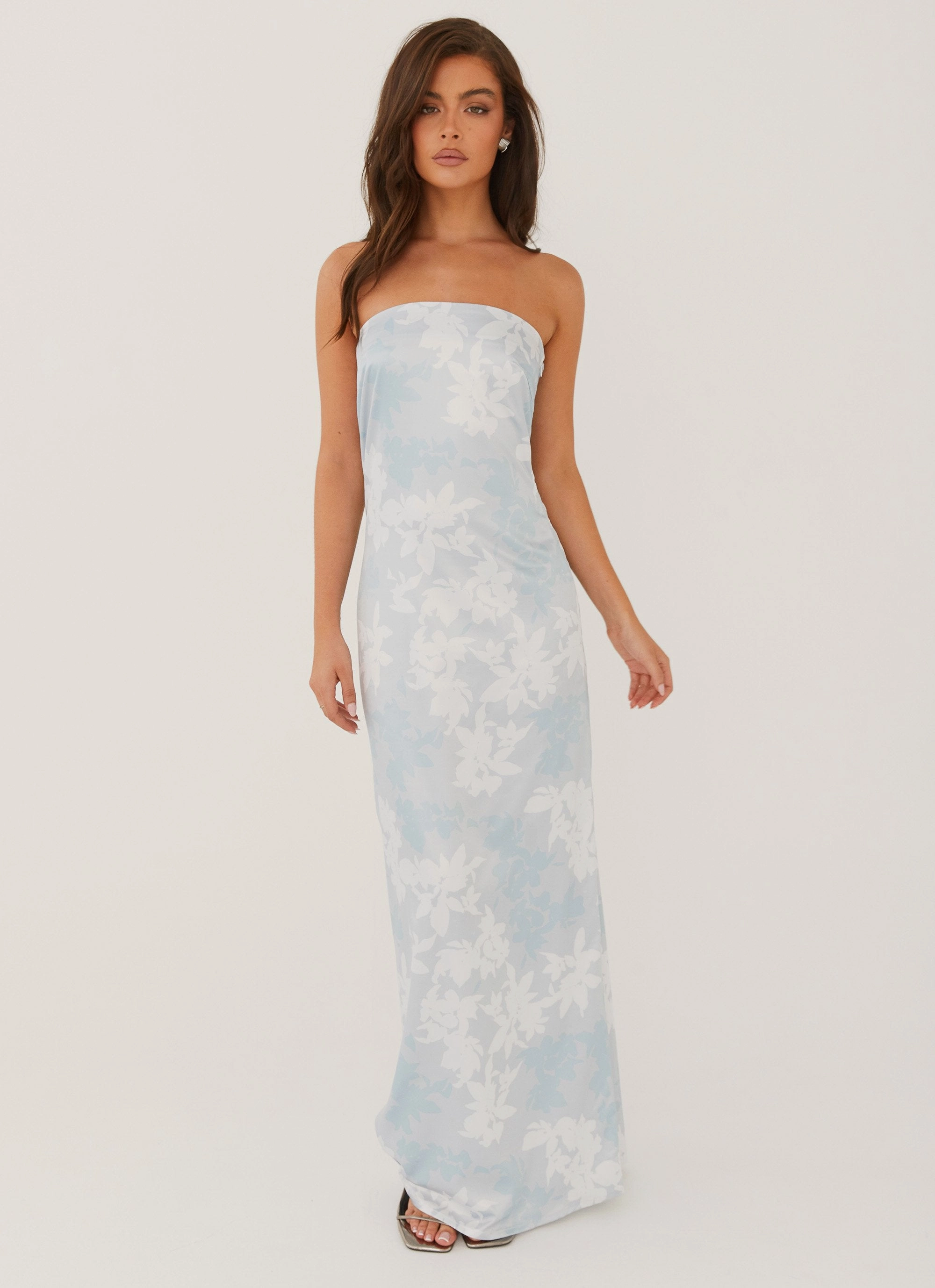 Simplistic Mood Delicate Edge Love Me More Maxi Dress - Blue Blossom