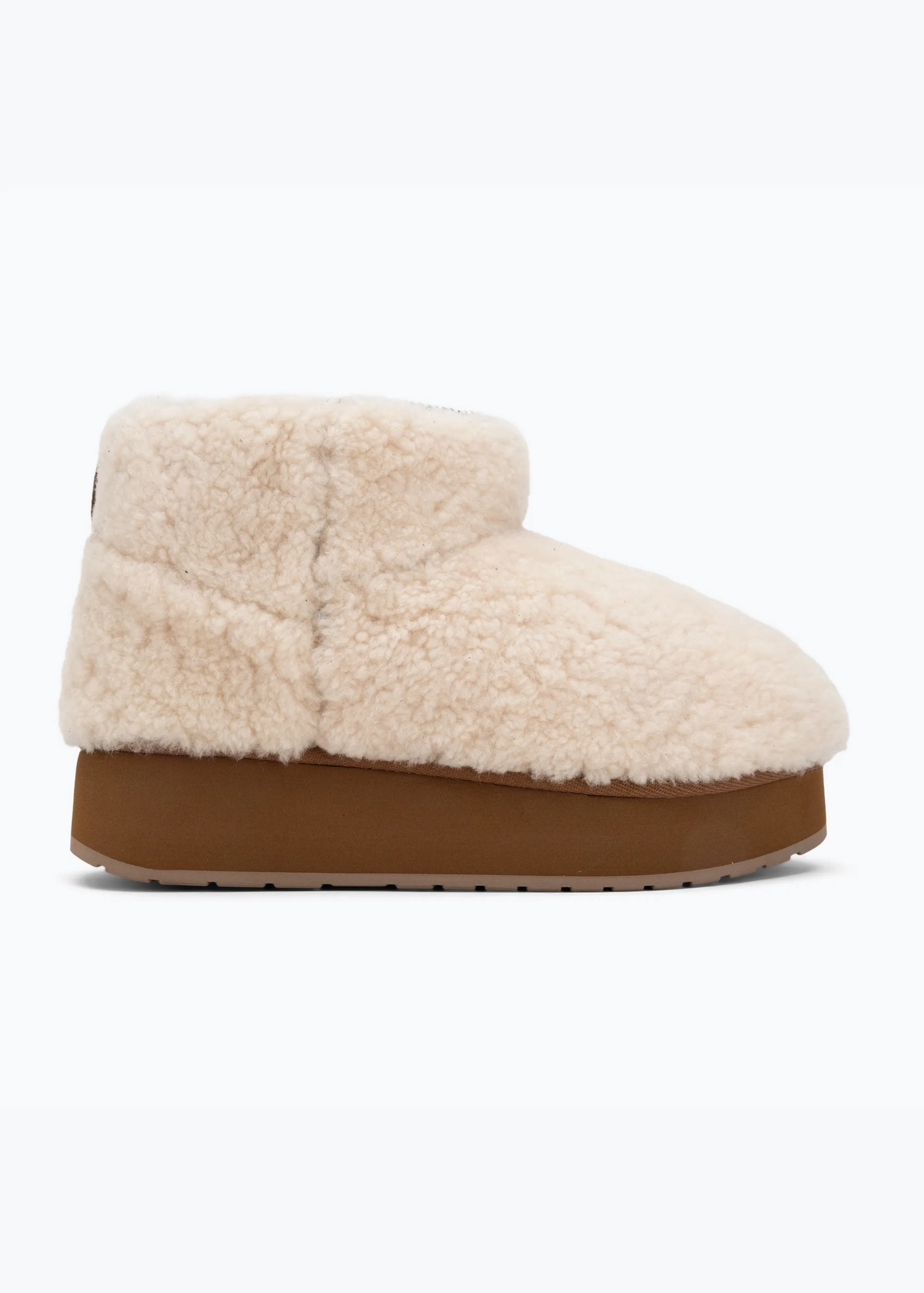 Cinema look EMU Stinger Micro Flatform Teddy Boot