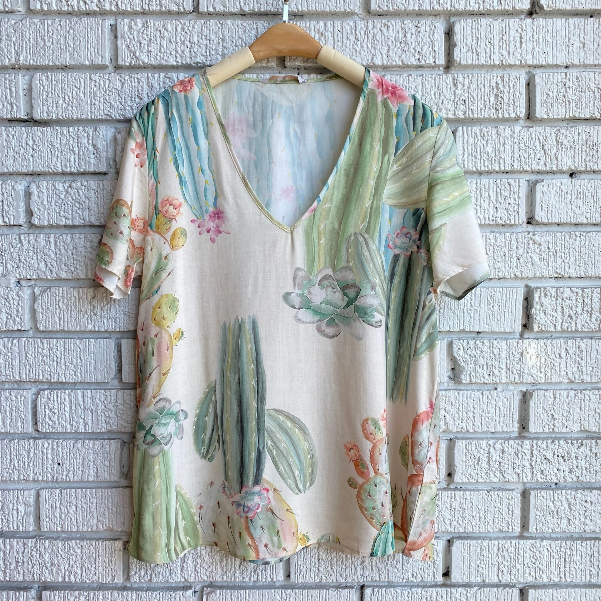 BiodegradableMaterial FLOR Short Sleeve Top