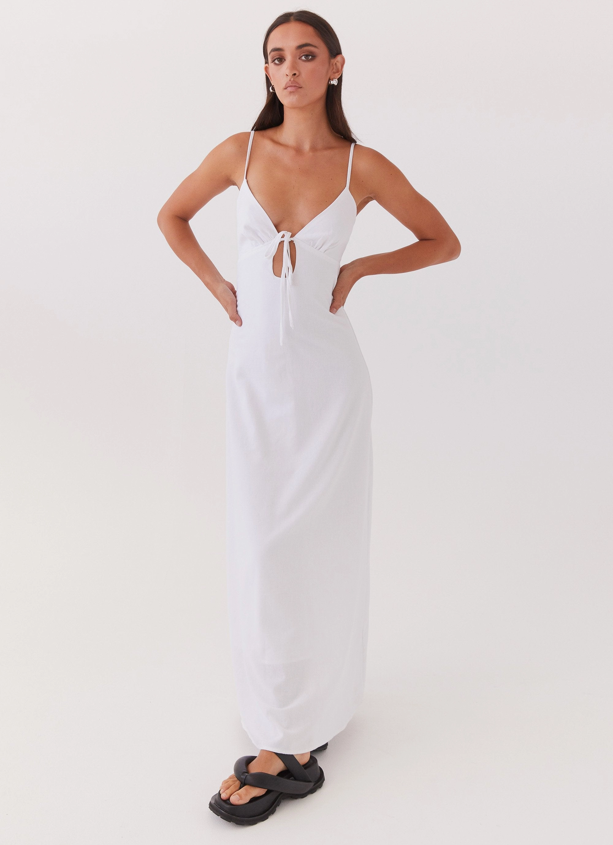 Flora Linen Maxi Dress - White Ankle-length Relaxing Style