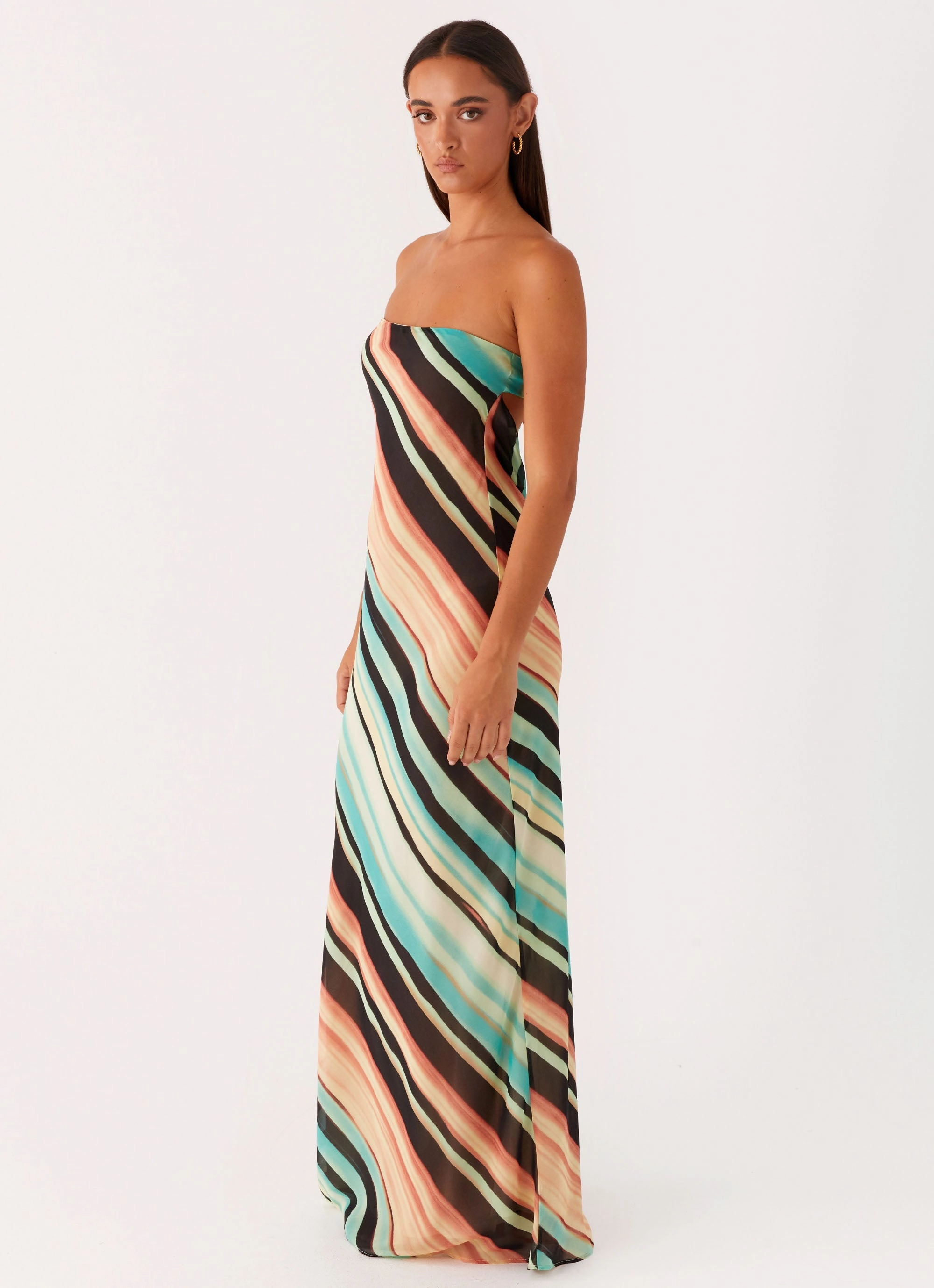 Como Maxi Dress - Stripe Easy Look