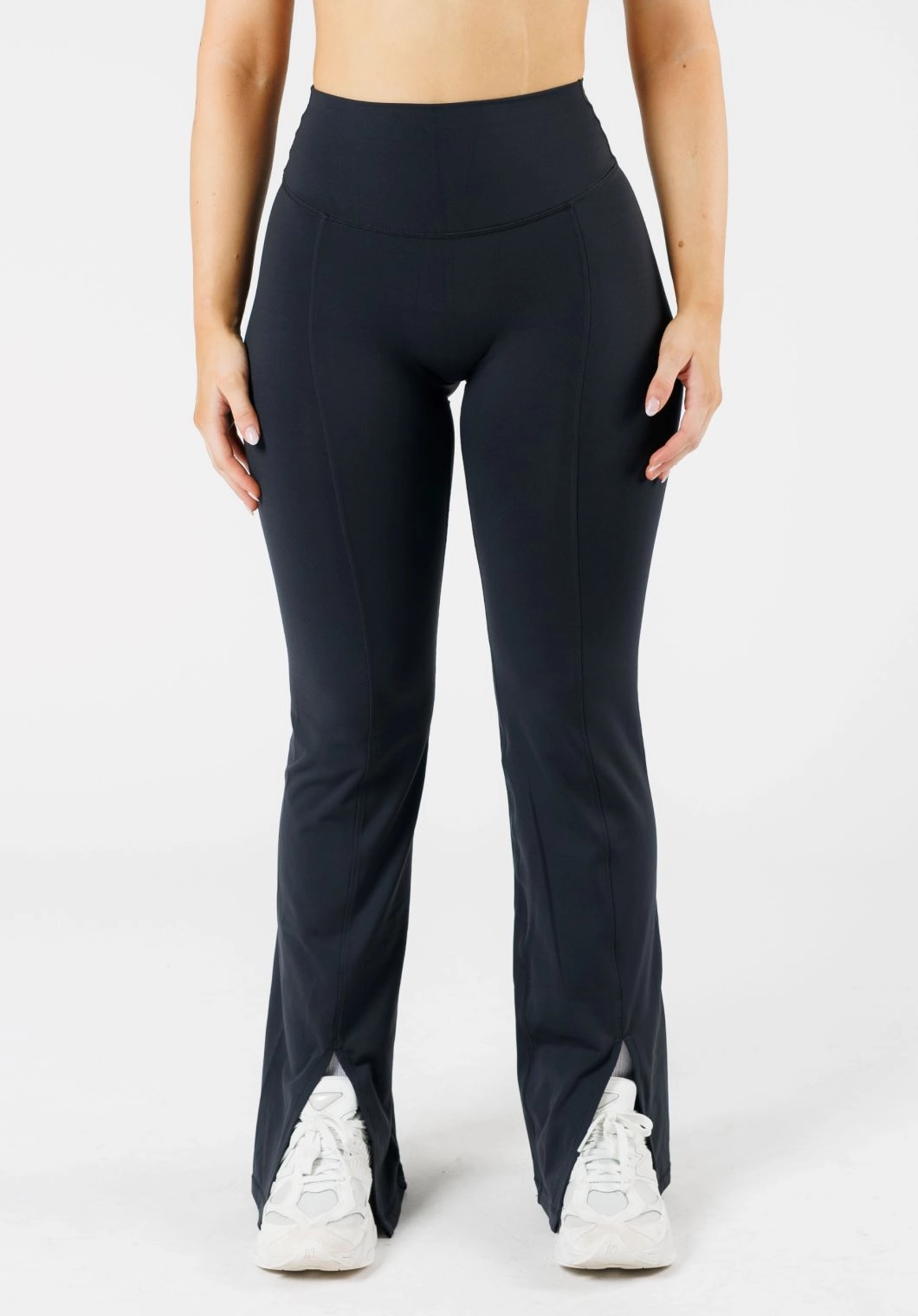 Morning Stretch Wrinkle Resistant FormLux Front Slit Sculptseam? Plus Flare Legging 32" Black