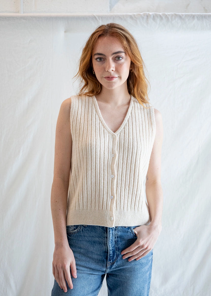 Sporty Flex Frances Granny Vest - Cream