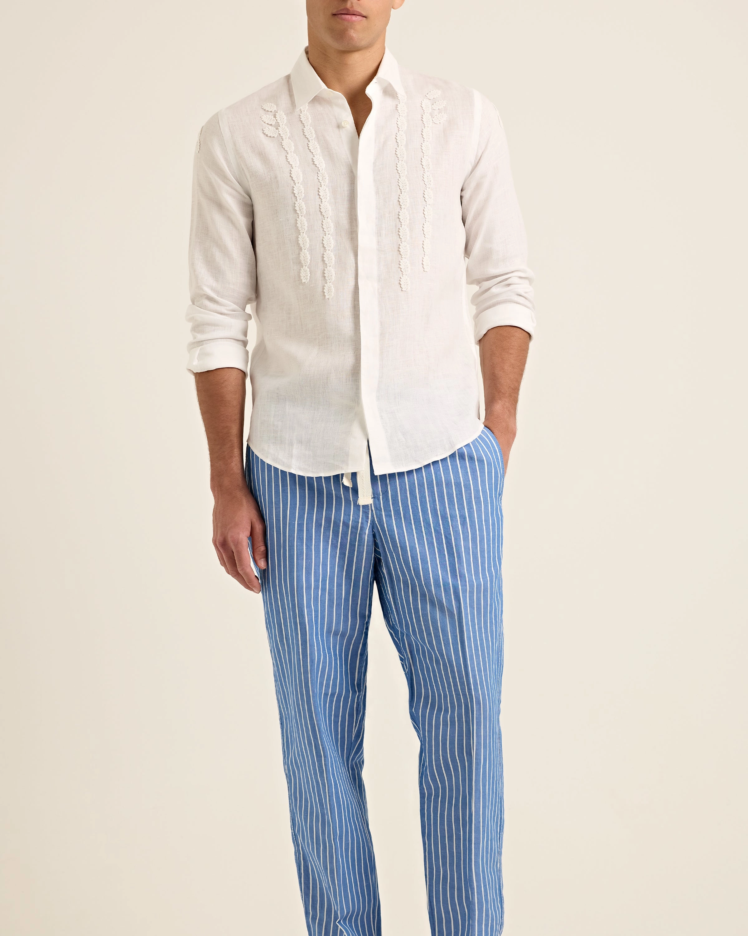 Giles Linen Applique Casual Look Trendsetting