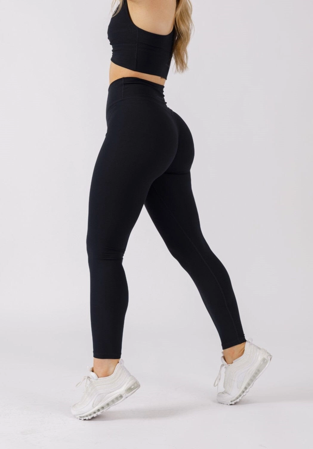 Cozy Fit Wear UltraLux Curve Contour Sculptseam? Legging Black
