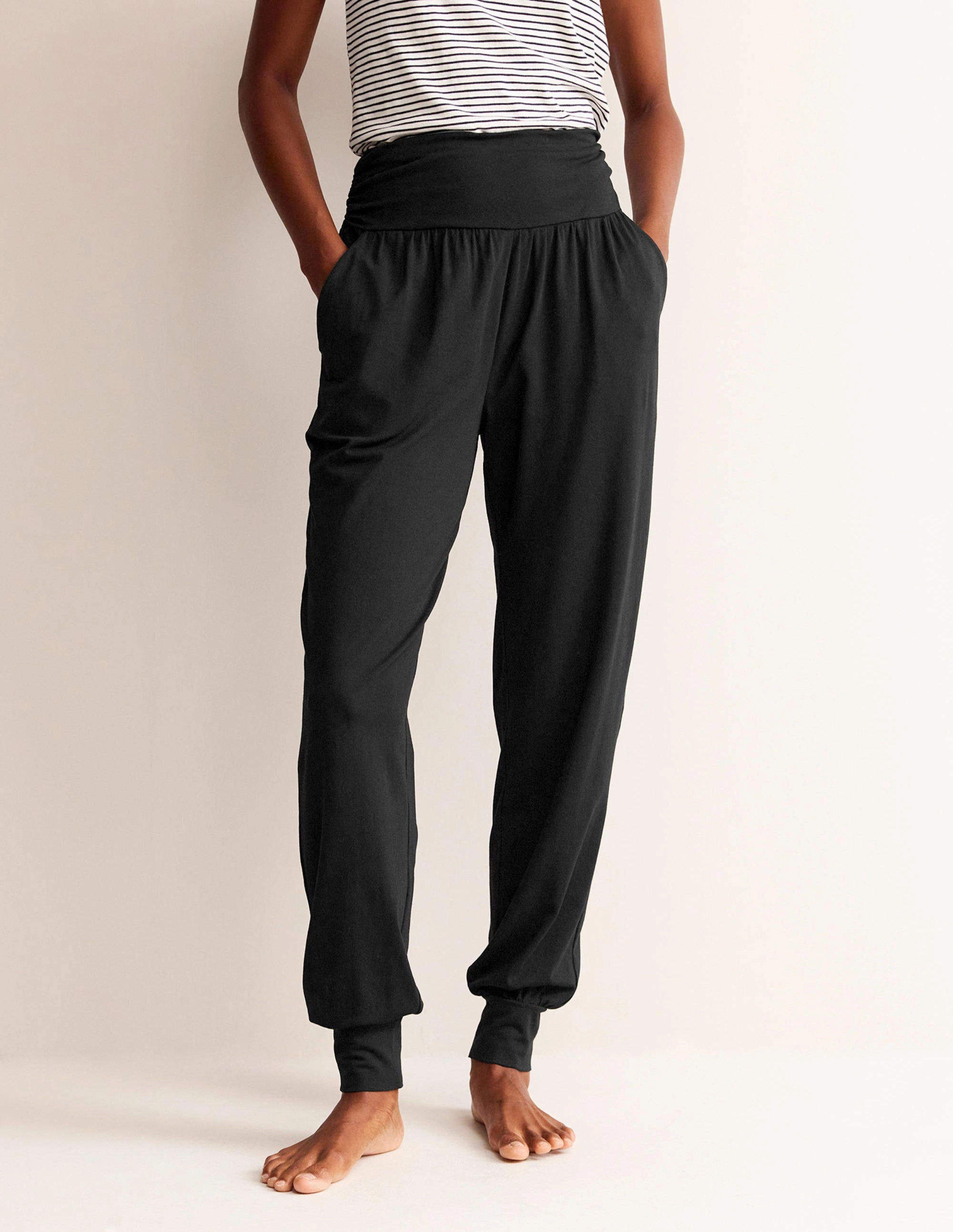 Hareem Jersey Joggers-Black Flat Lock Seams