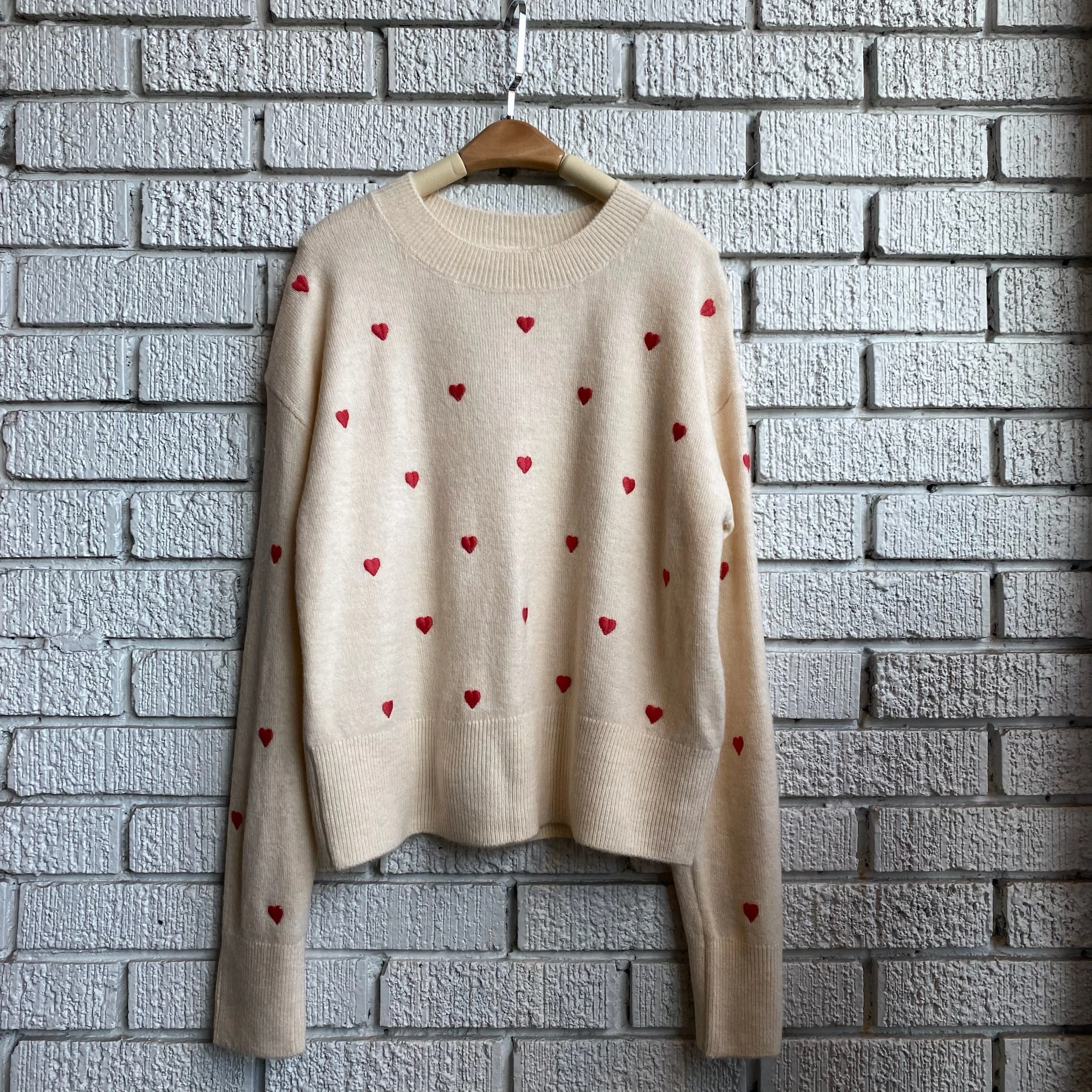 HEART Embroidery Sweater Perfect Design Fit