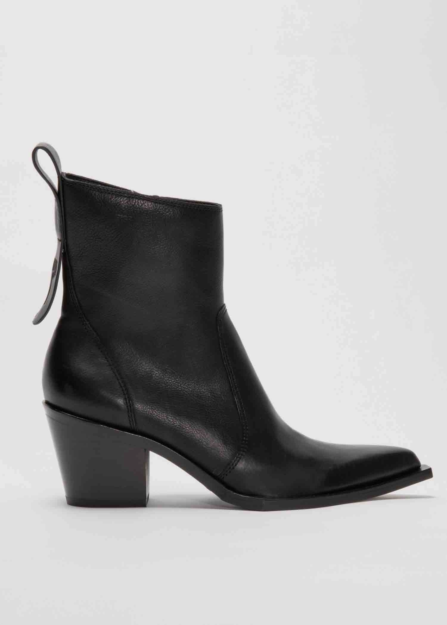 Weekend Wear Oncept Nashville Cowboy Boot