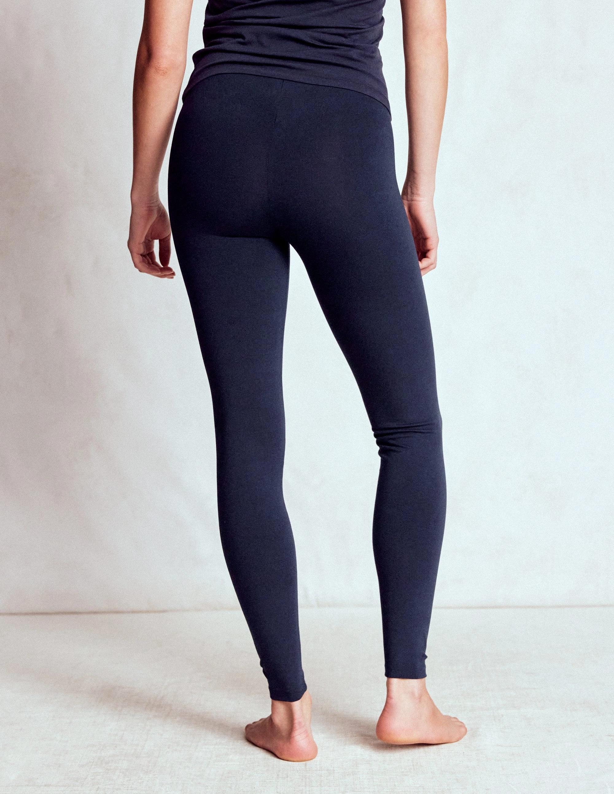 Flattering Fit Wear windproof High Rise Jersey Leggings-Navy