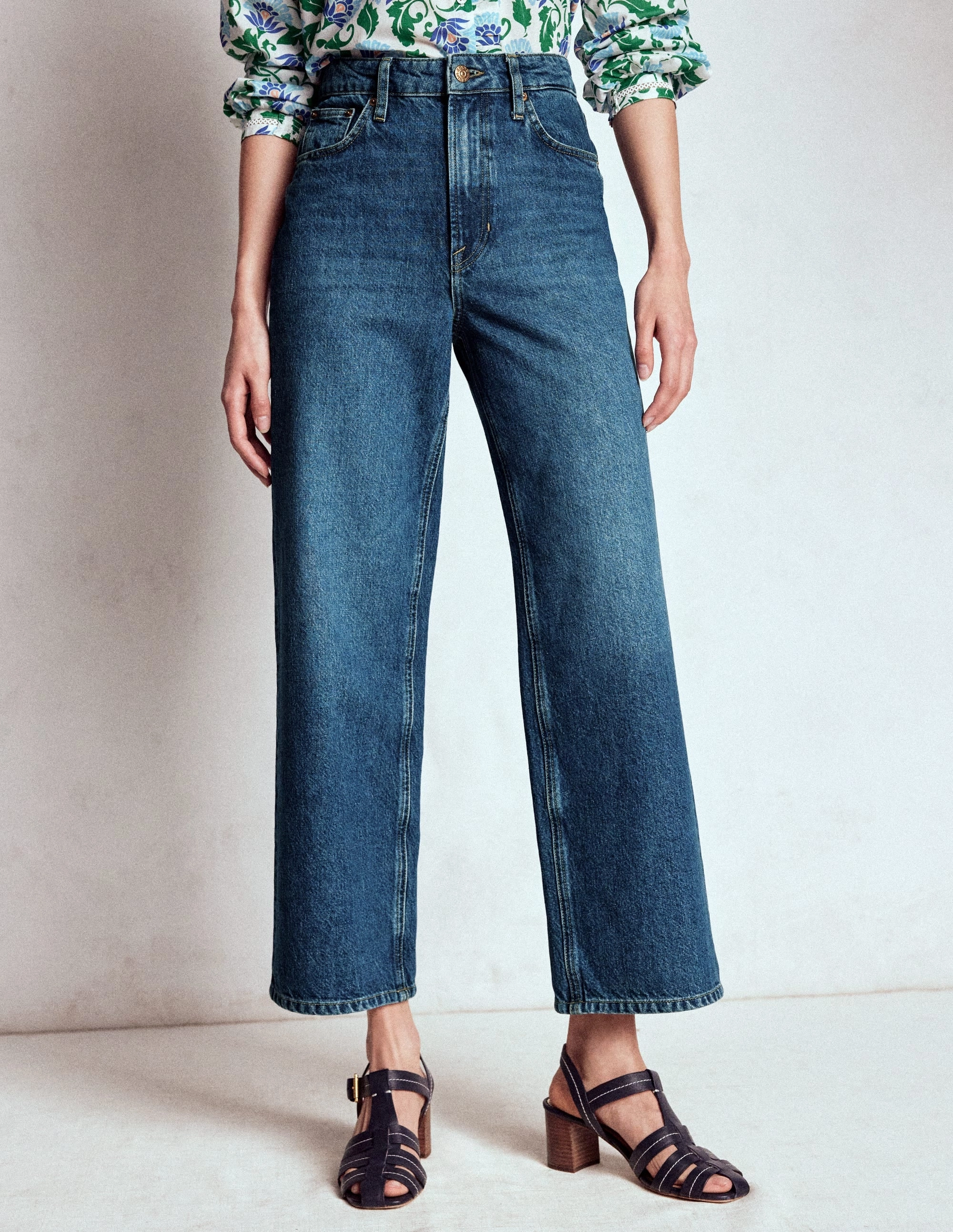 High Rise Straight Crop Jeans-Mid VWash Versatile Design