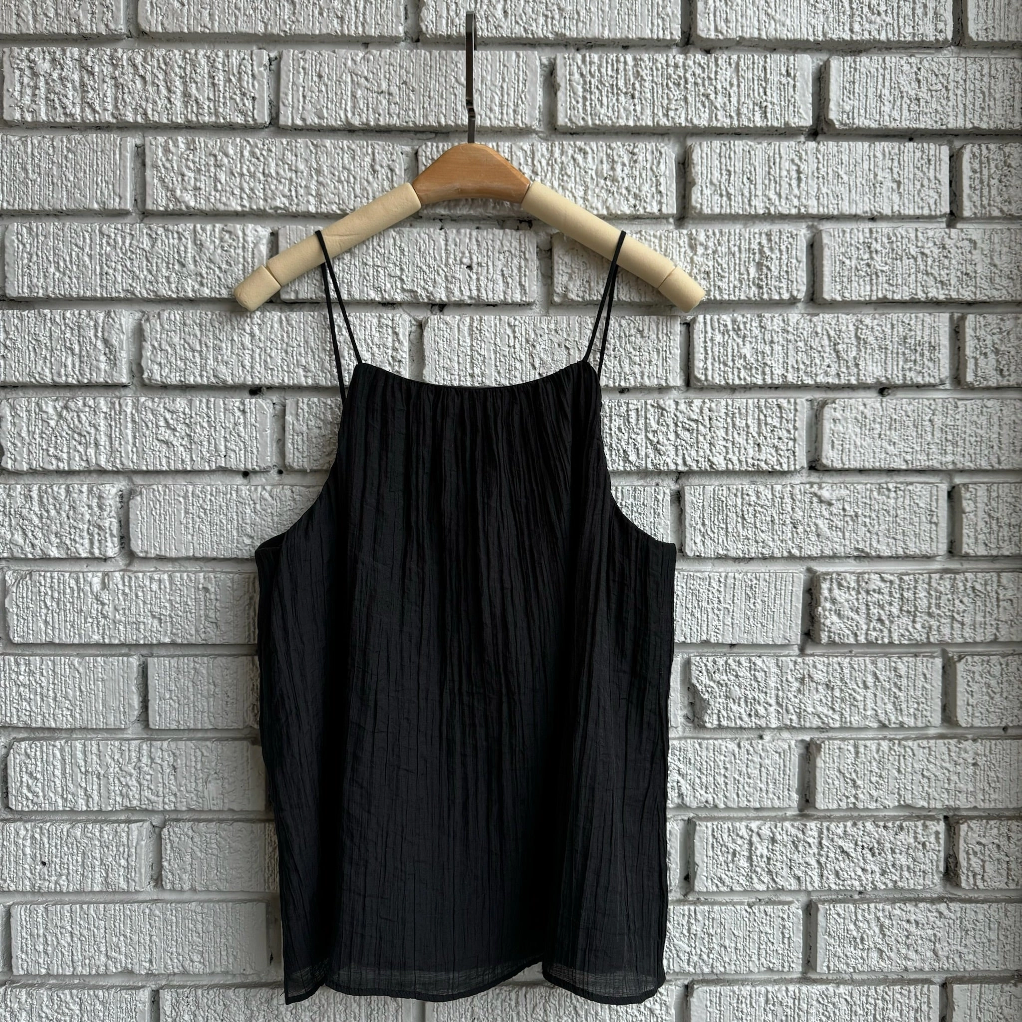 MAISIE Top hardness Laser Cut Vents