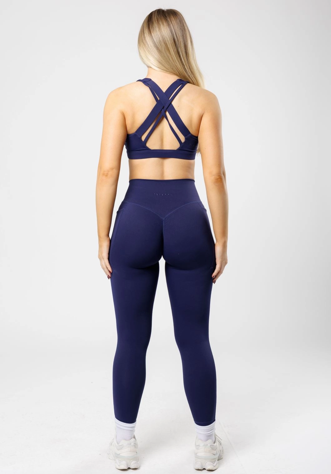 RecStretch? Empower Sculptseam? Plus Pocket Legging Midnight Comfy Active Wear