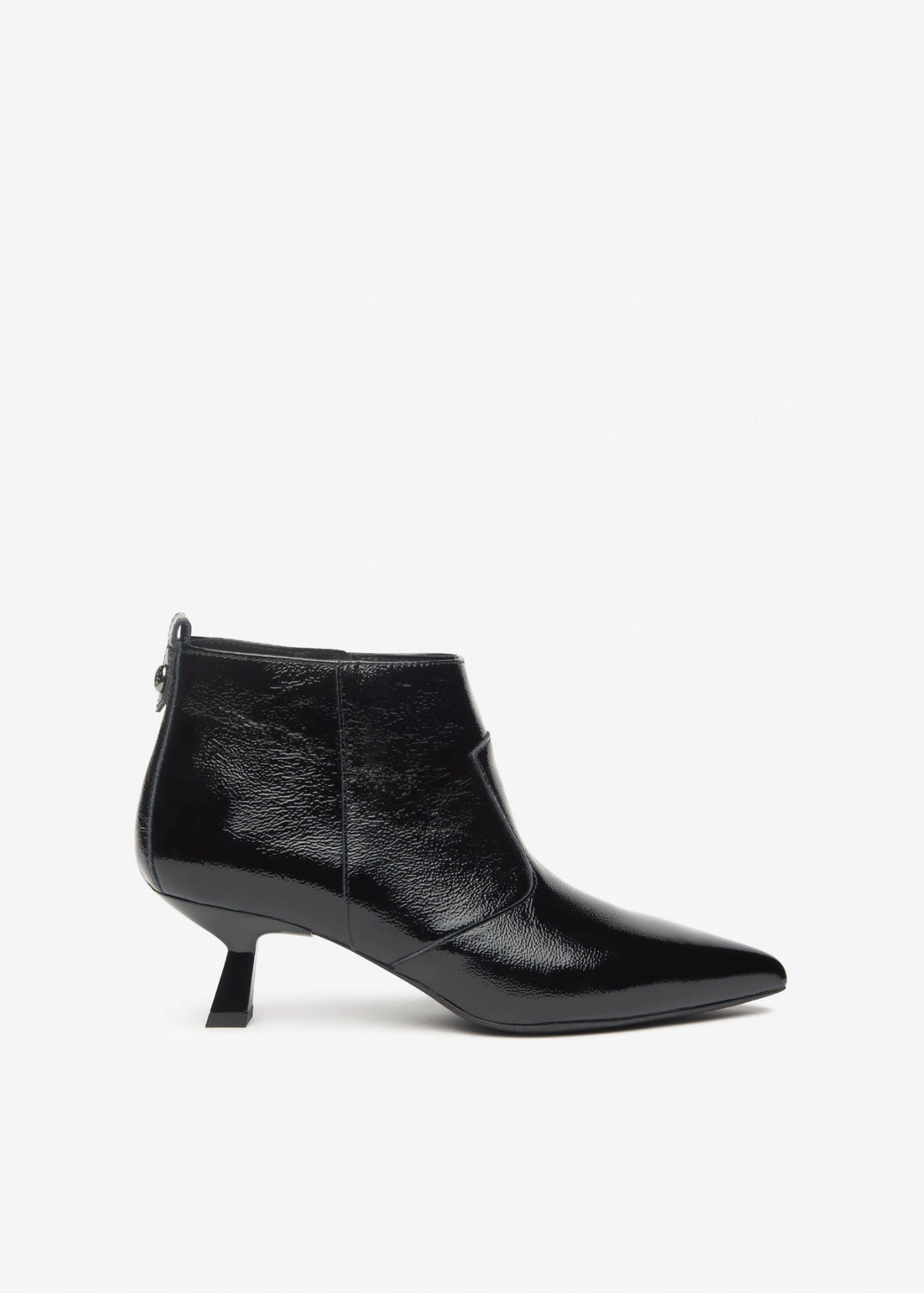 NeroGiardini Hamlet Kitten Heel Boot Protective Footwear Trendy Look