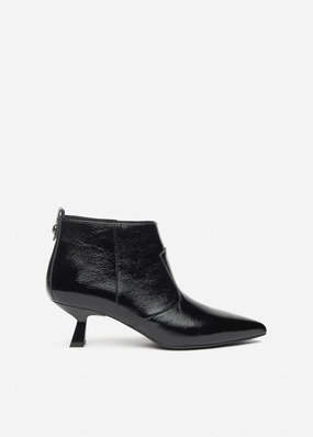 NeroGiardini Hamlet Kitten Heel Boot Protective Footwear Trendy Look