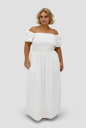 Silky-Feel ISMAE MAXI DRESS WHITE