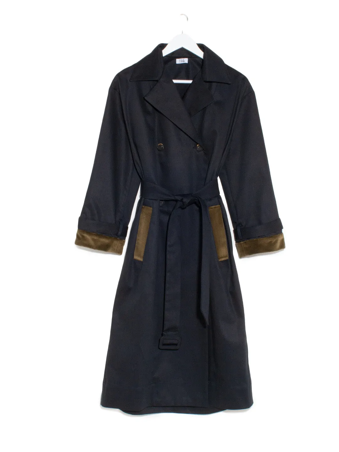 Italian Mila trench Dry Weather Look