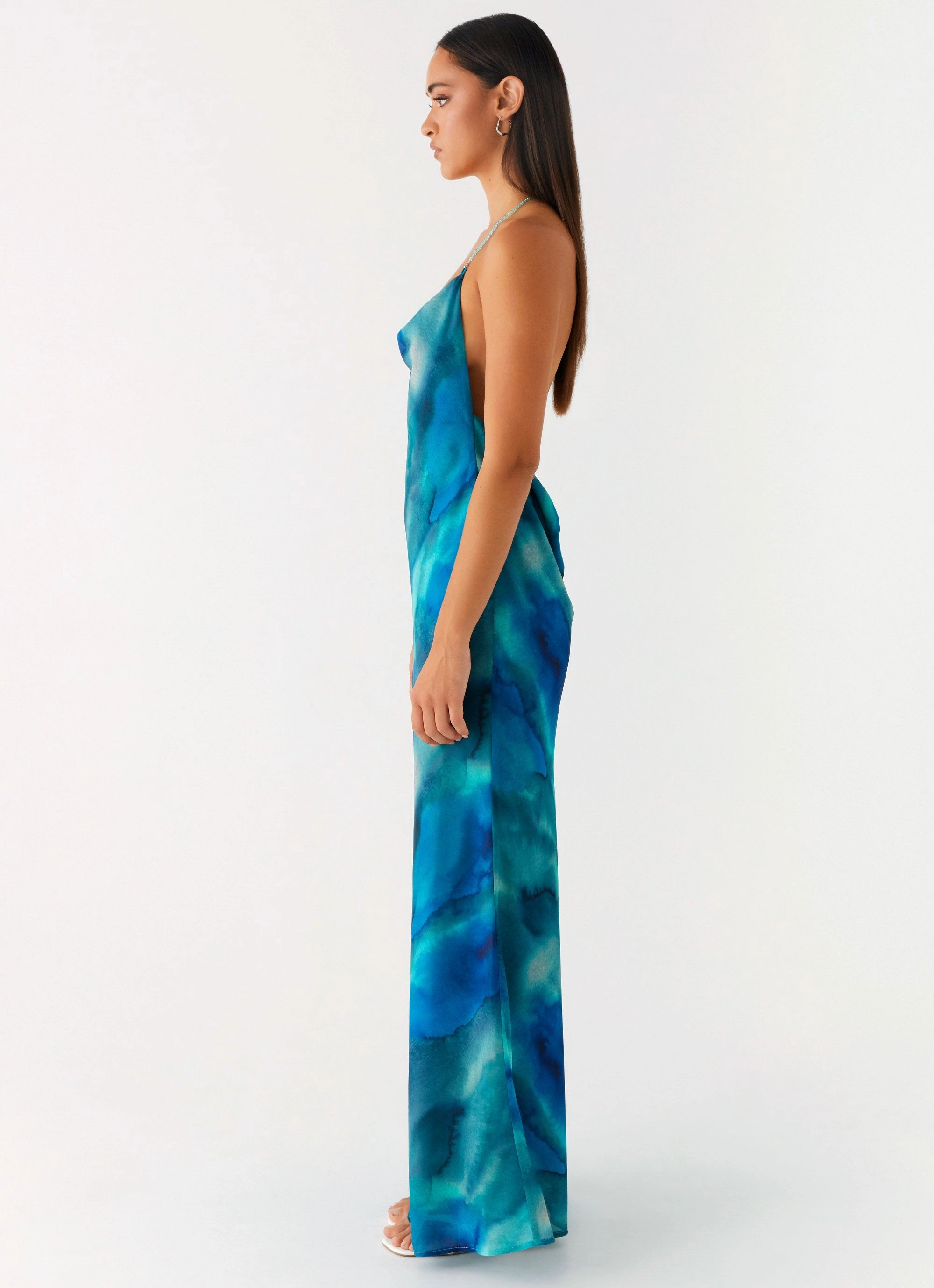 Feminine Line Gentle Drape Journey Maxi Dress - Blue Tie Dye