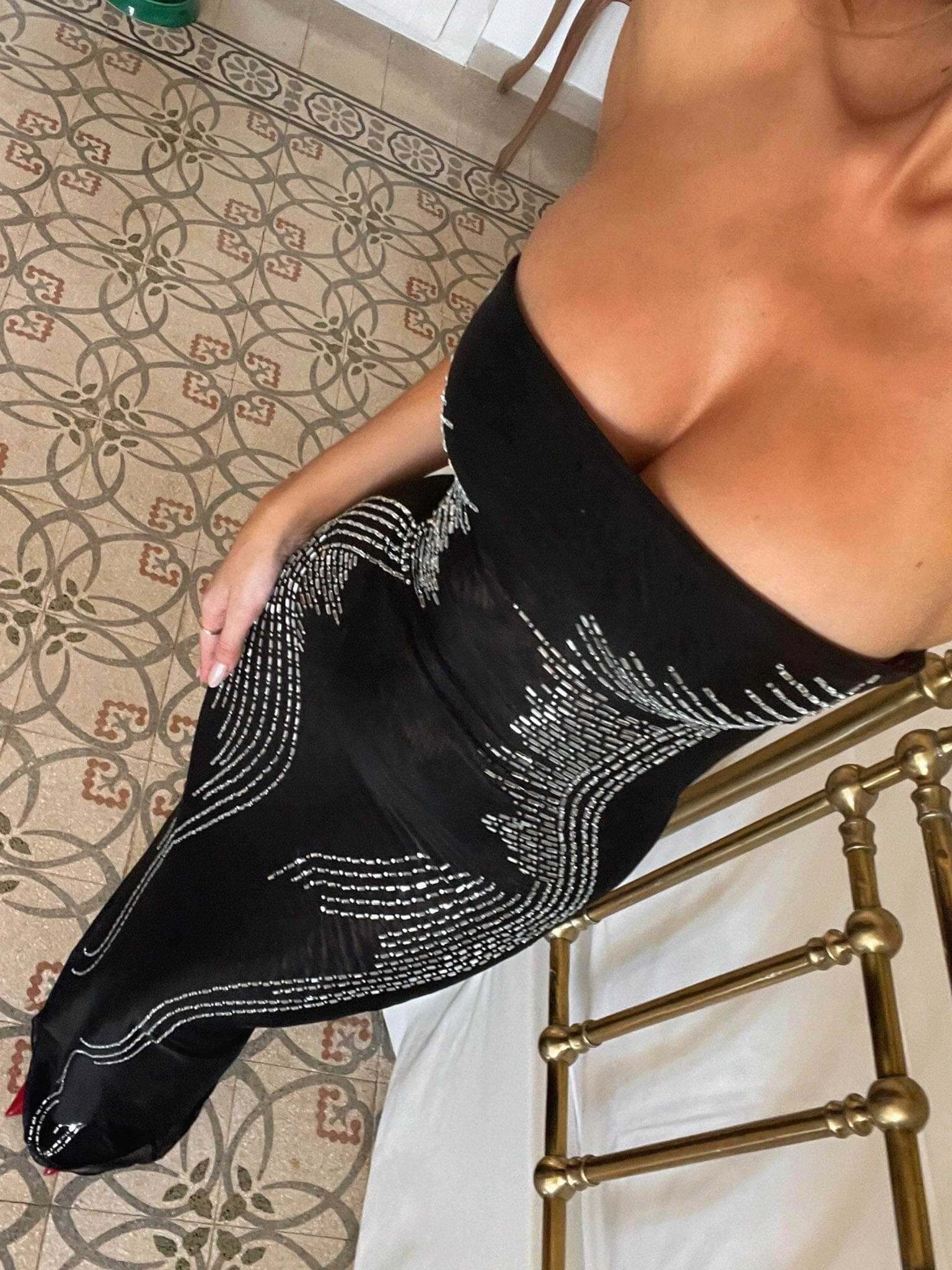 Flowy-Shape KATHIE MAXI DRESS BLACK