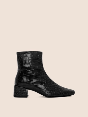 Lisboa Black Croco Boot Durable Shell Cold Climate Metal Edge