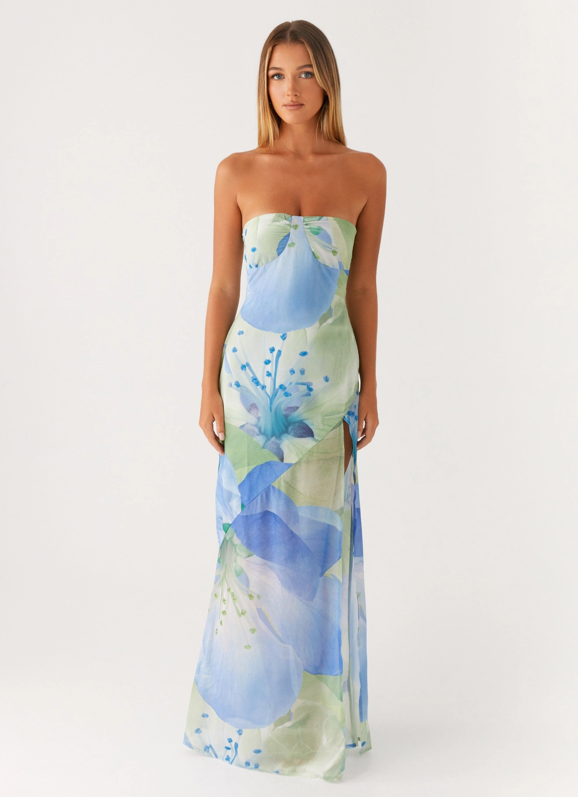 Cozy And Stylish Lawson Maxi Dress - Flower Print
