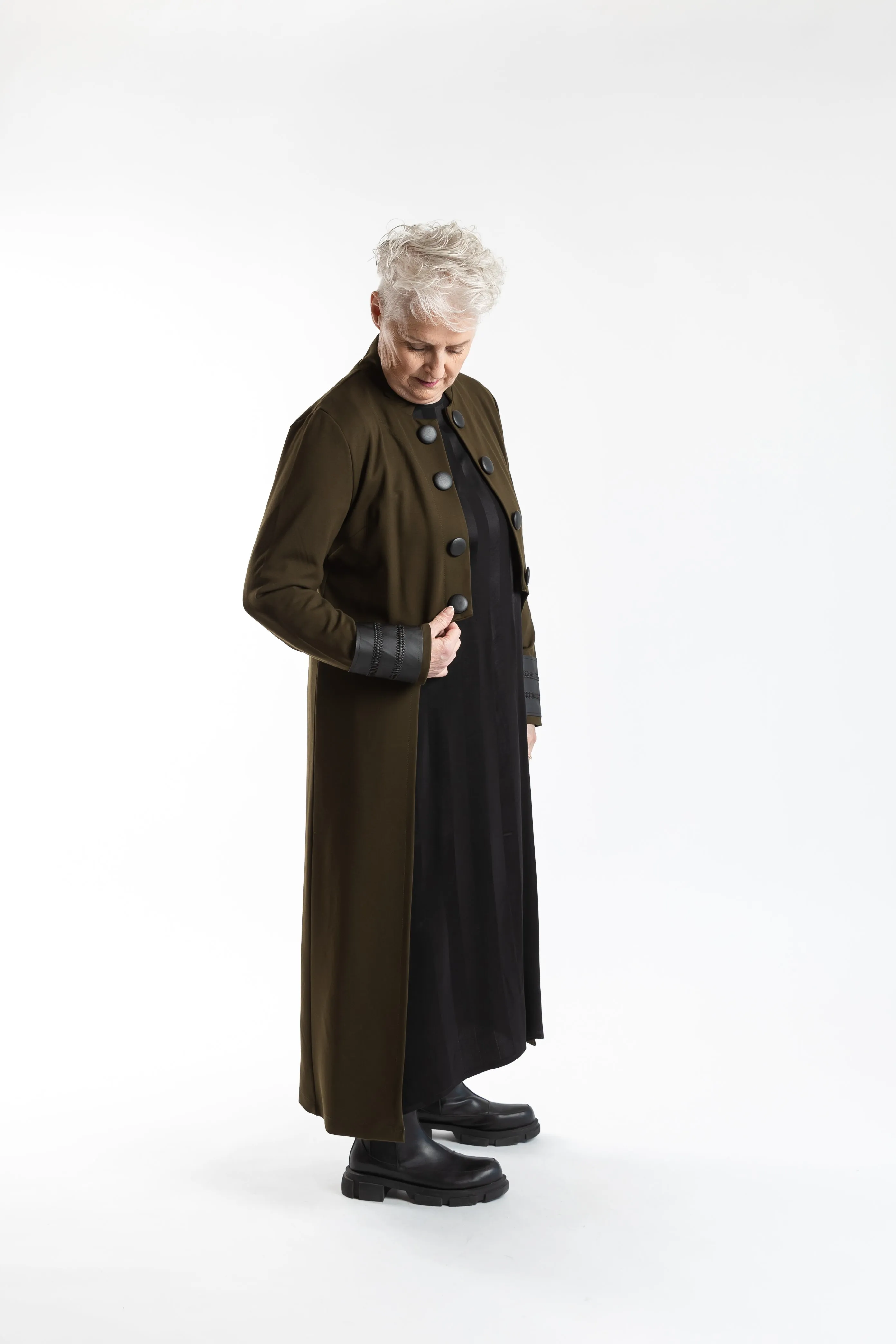 Minimalist Aesthetic Many Pockets Deeanne Hobbs - DHW24-102A Tail Coat