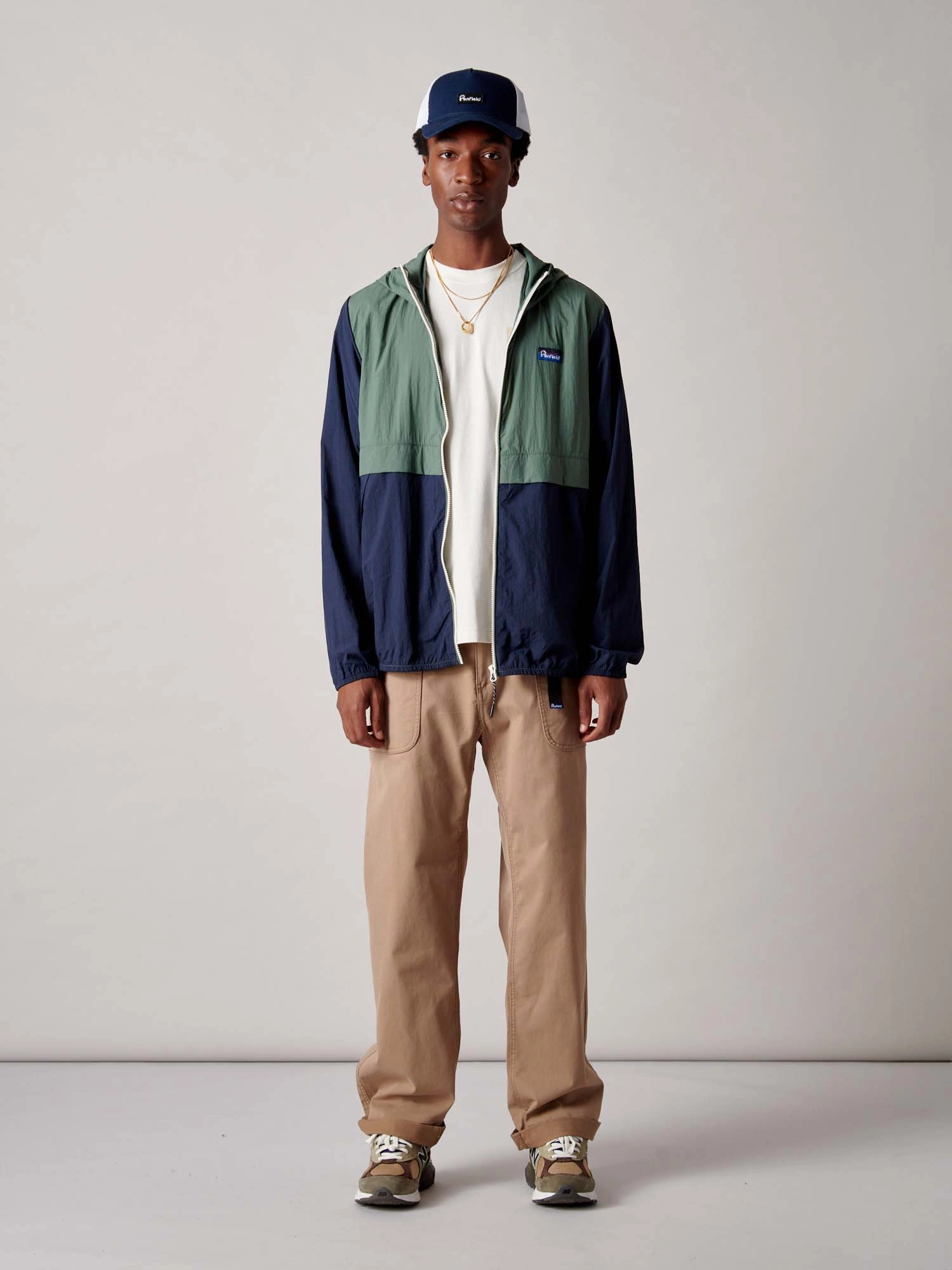 WrinkleFreeFabric Layer Comfort Felton Trouser in Lead Gray