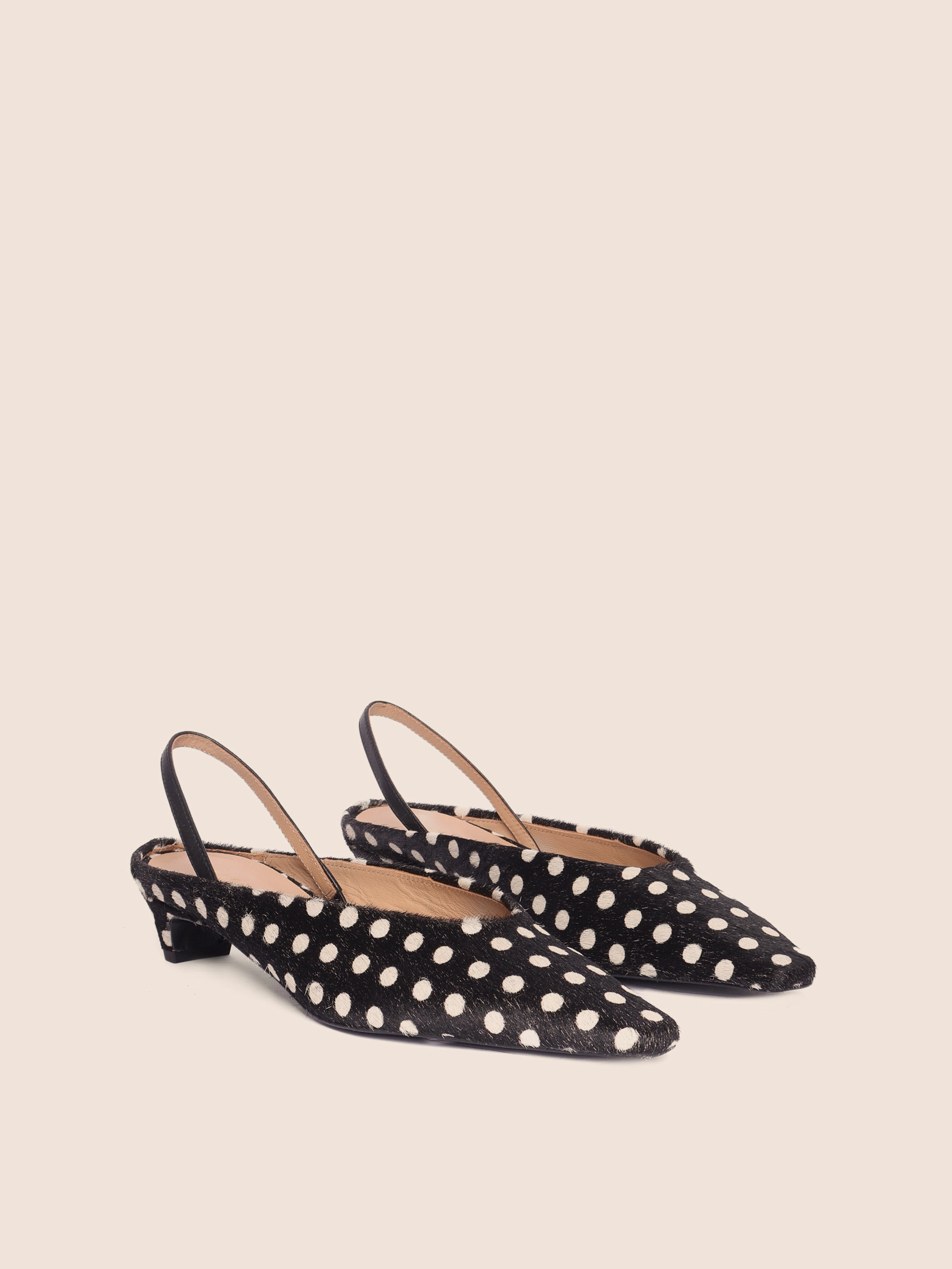 Chic Booties Closed Toe Floresta Dots Pump