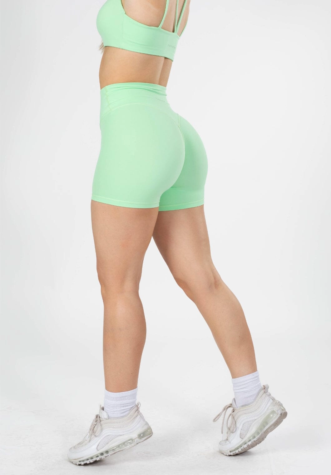 RecStretch Original Sculptseam? Plus Short Mint Chip Poolside Wear Temperature Regulating Tech