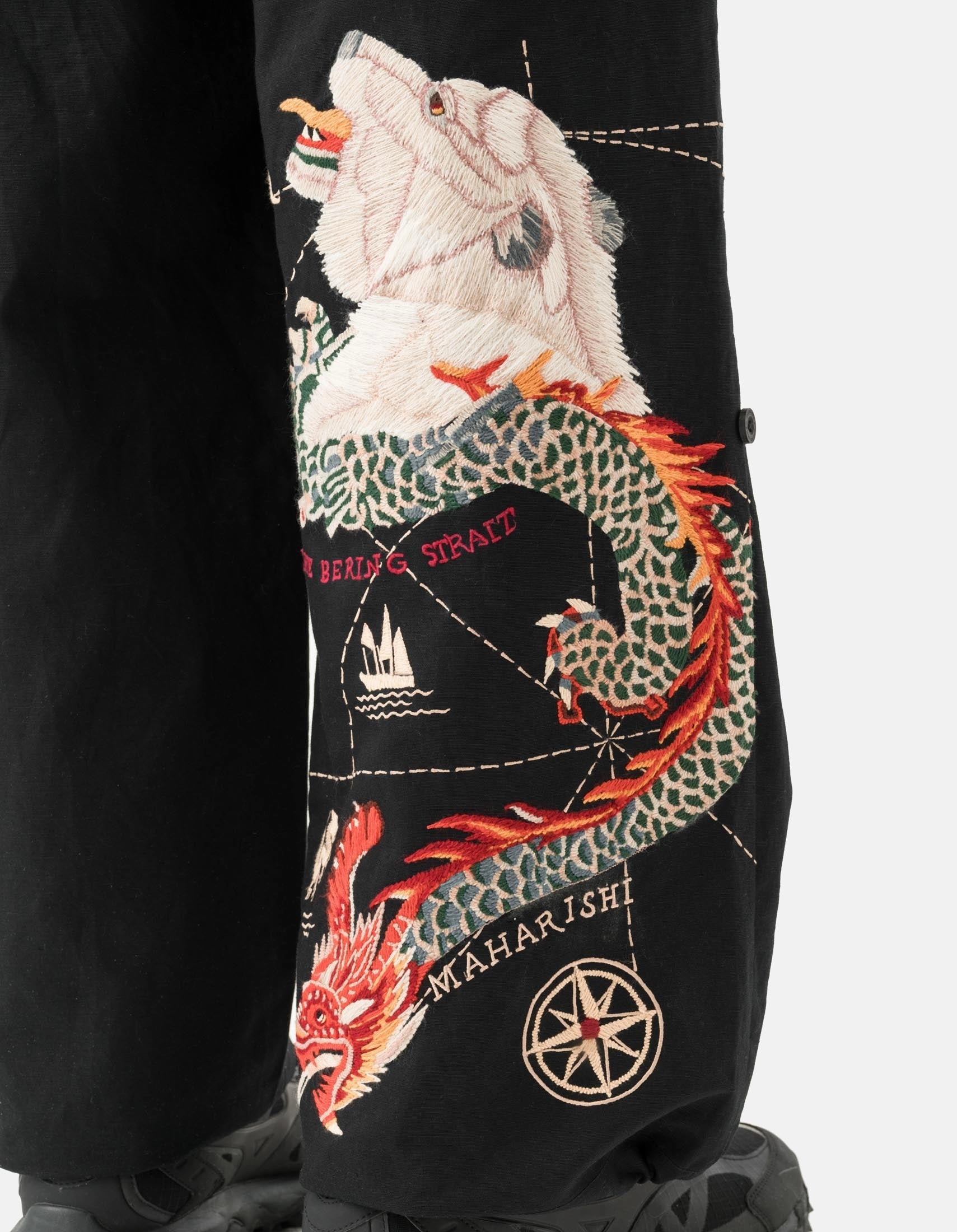 Comfortable Layers Minimalist Fit 7087 The Bering Strait Embroidered Loose Snopants? Black