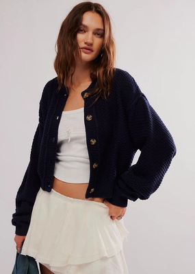 Lila Cardi - Sky Captain Sleek and Soft Winter Fashionable