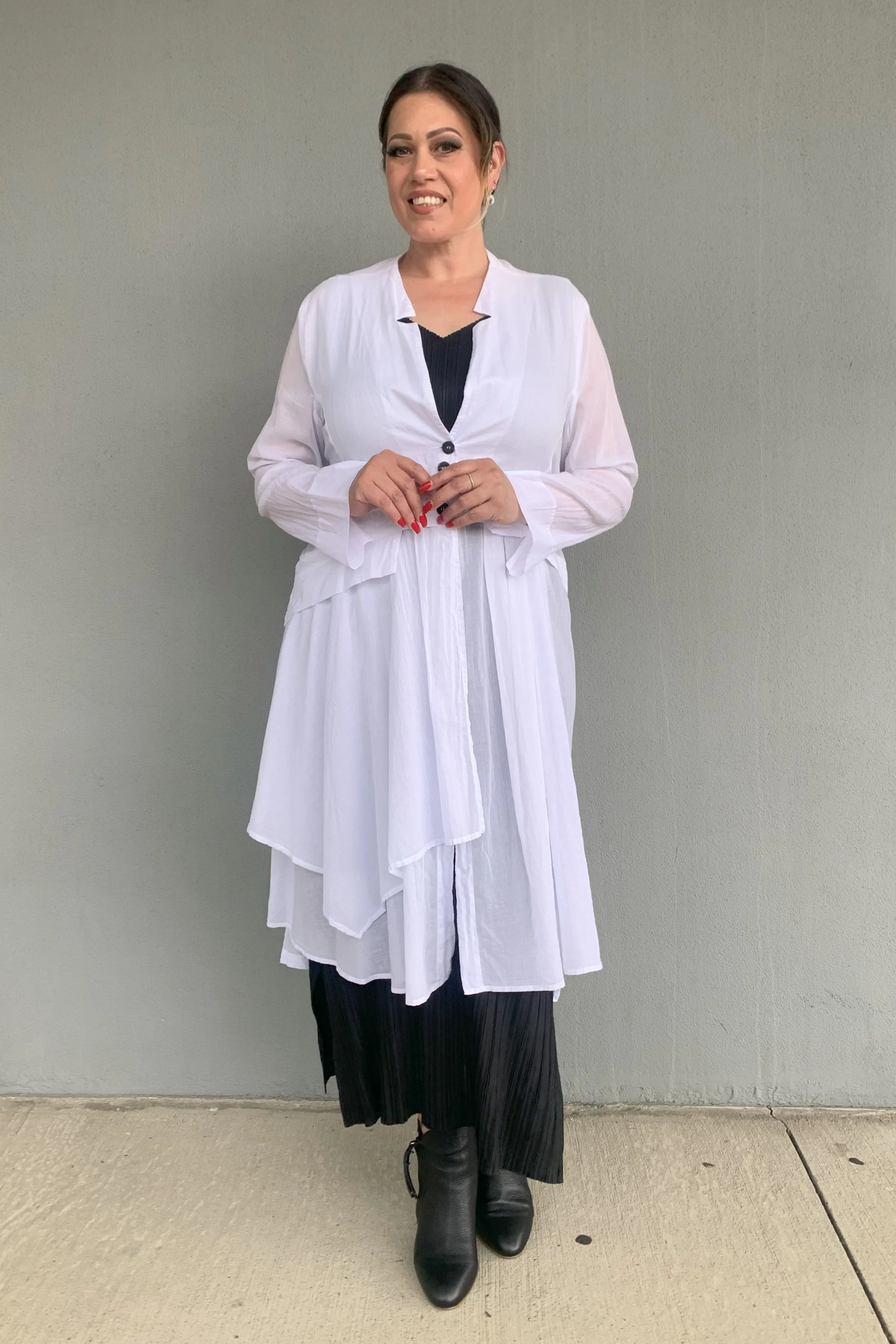 Lotus Eaters - VC1 Panakia Duster MeshLinedVents Hike Fit