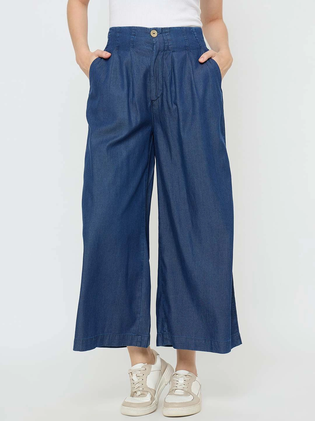Non Toxic Textile Certified Sandblasted Details Madame Pintuck Detailed Cotton Blend Mid Blue Wide Leg Jeans