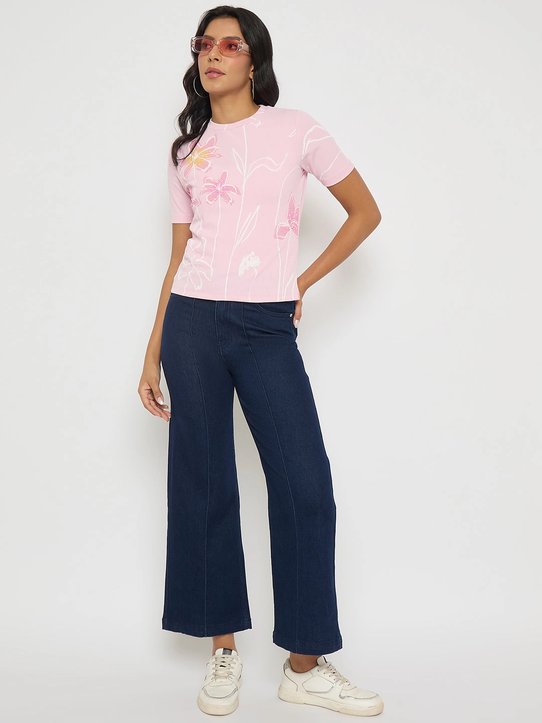 Madame Stone Wash Cotton Blend Dark Blue Flared Jeans Minimalist Styling Street Mood