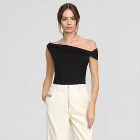 Premium Material Casual Flex Fit Mai Asymmetric Off-Shoulder Tee