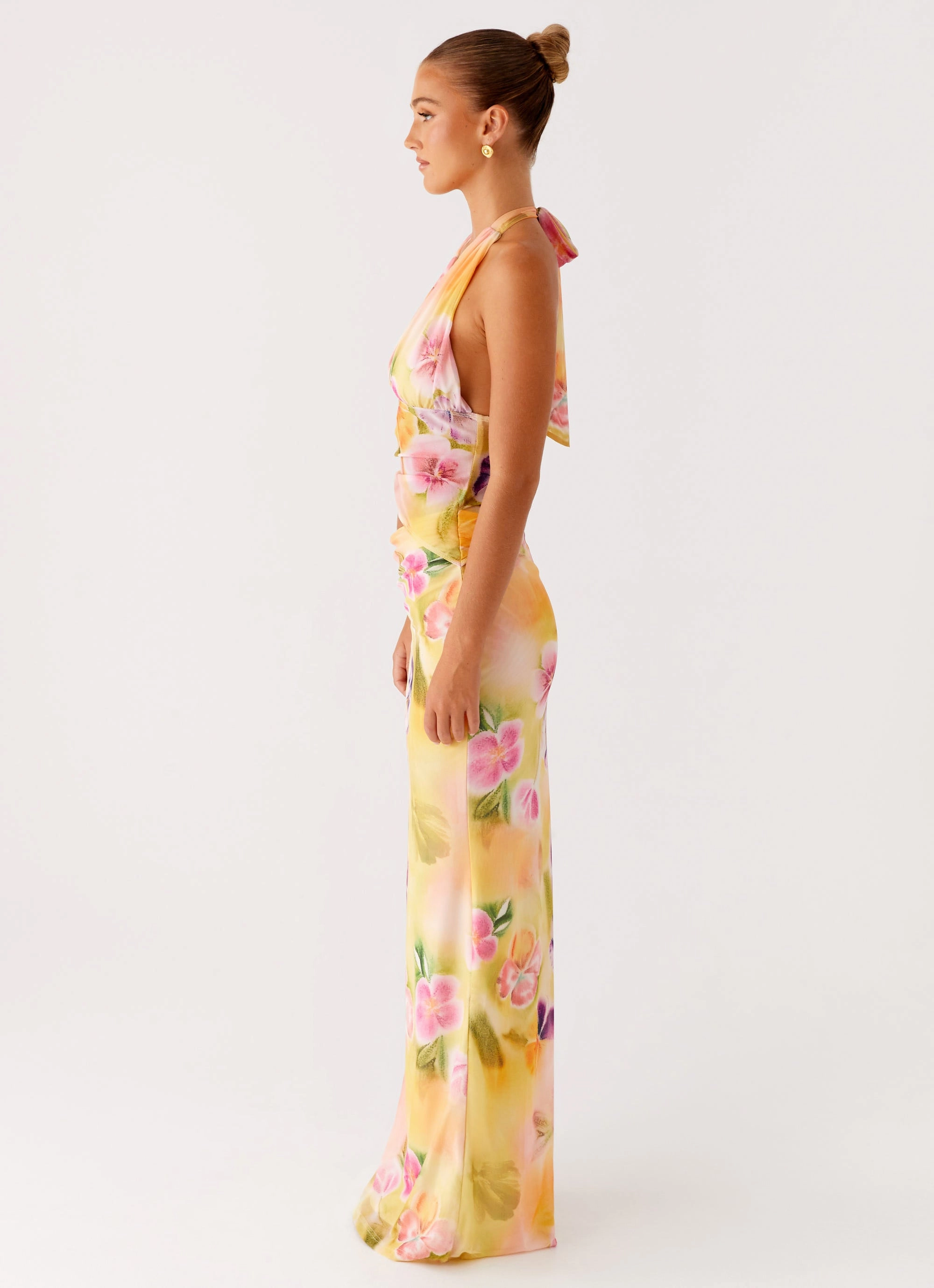 Pop Texture Casual-Look Main Act Halter Maxi Dress - Sunburst Floral