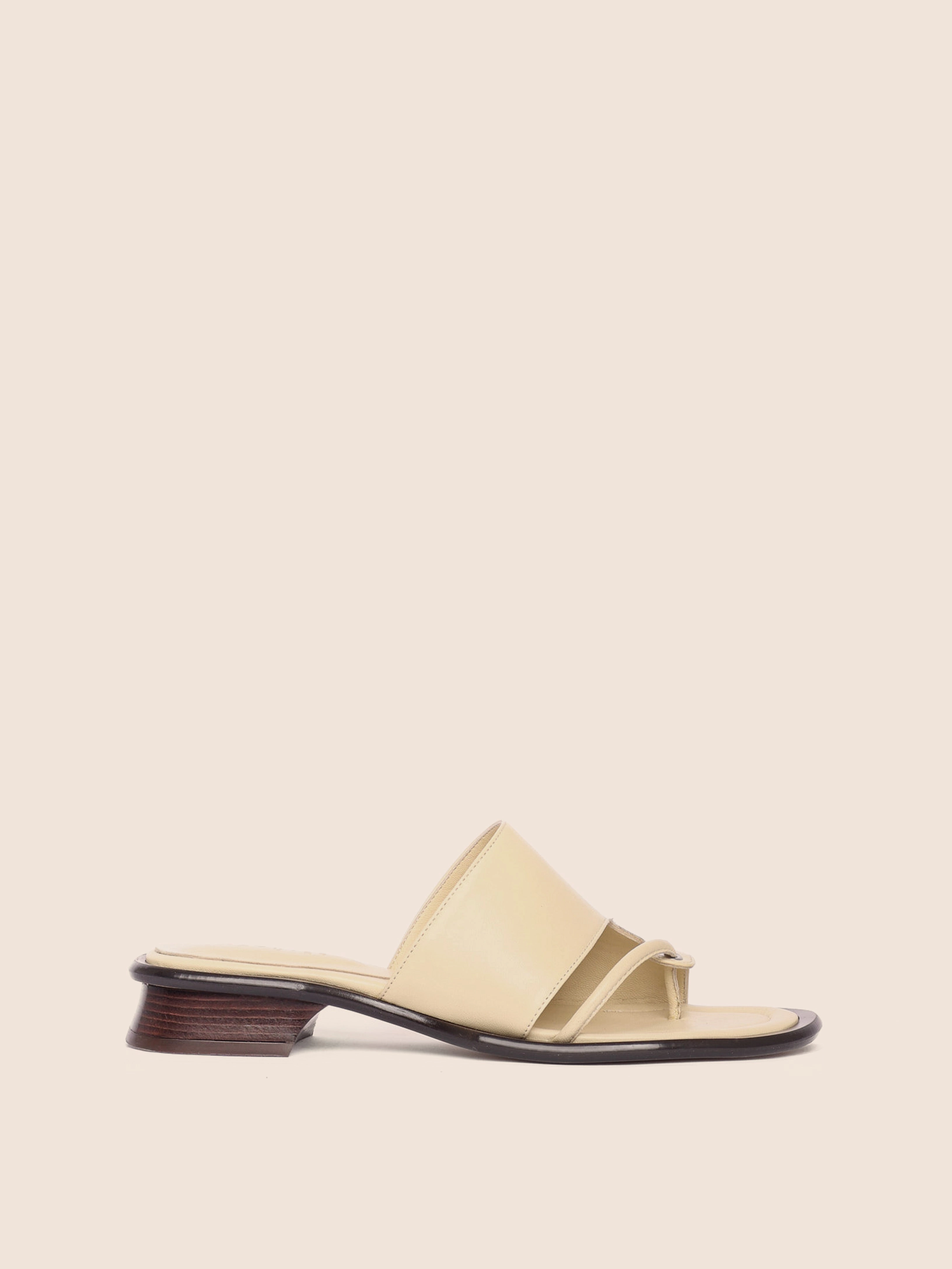 Mold resistant Mallorca Butter Sandal