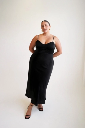 Chic Mom MARGOT SILKY SLIP MIDI DRESS BLACK